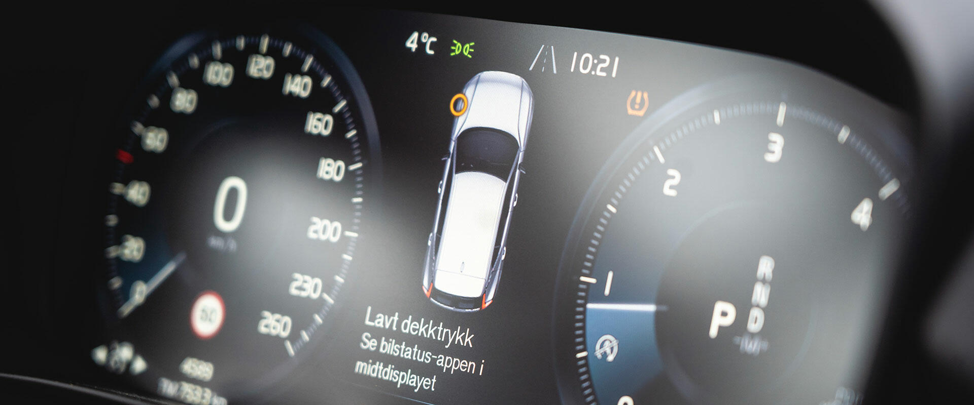 Varsellampe for dekktrykk lyser i et Volvo-dashboard
