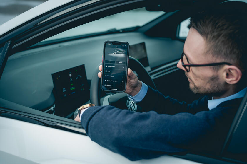 APP: Med MG-appen kan du styre bilens klimaanlegg og åpne eller låse bilens dører.